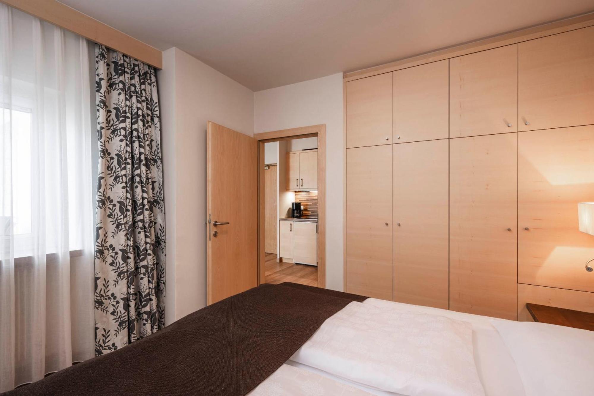 Appartementhaus Residence Hirzer Tirolo Phòng bức ảnh